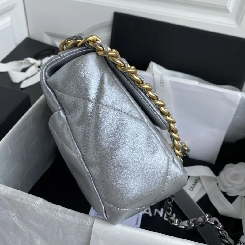 Breathable Chanel 19 Bags 55526