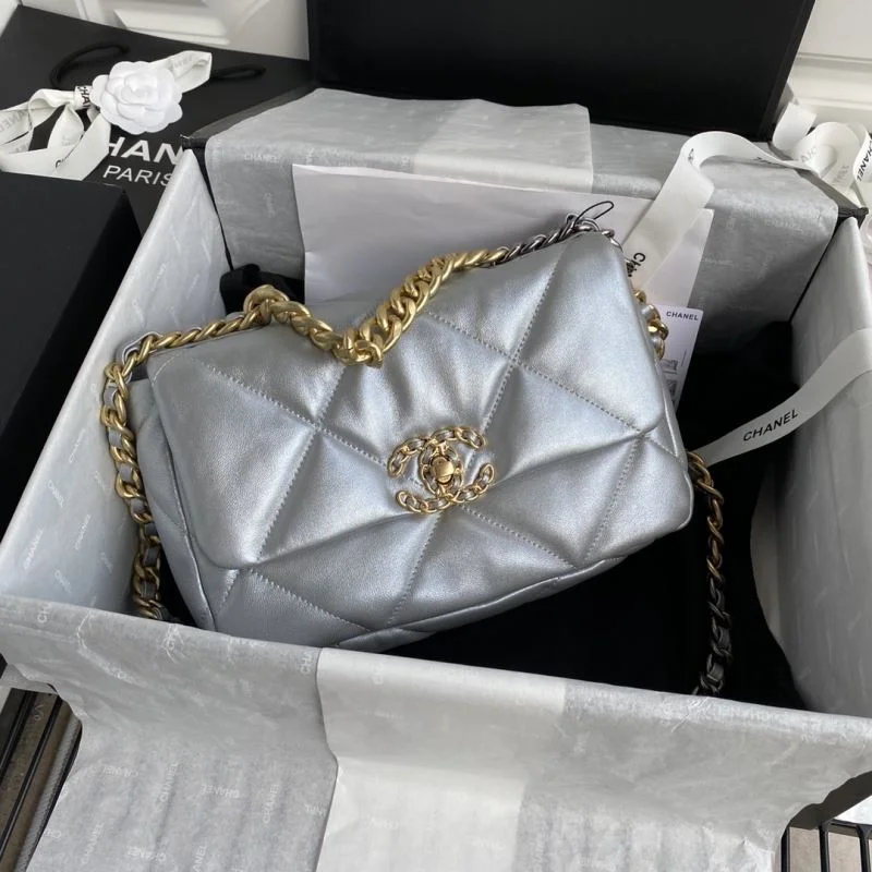 Breathable Chanel 19 Bags 55526