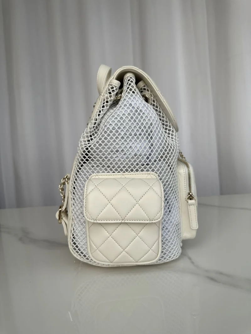 Chanel Backpacks Sleek 53647