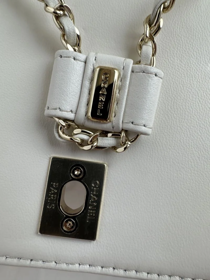 Chanel Backpacks Sleek 53647