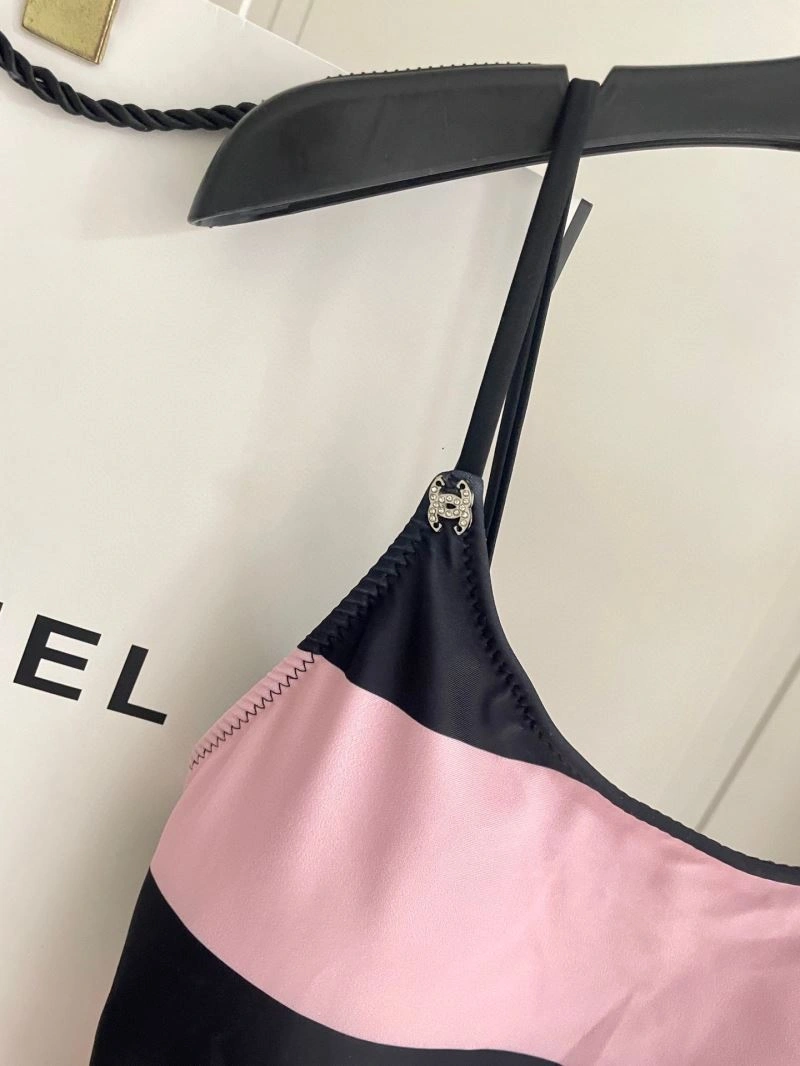 FreshLook Chanel Bikins 256119