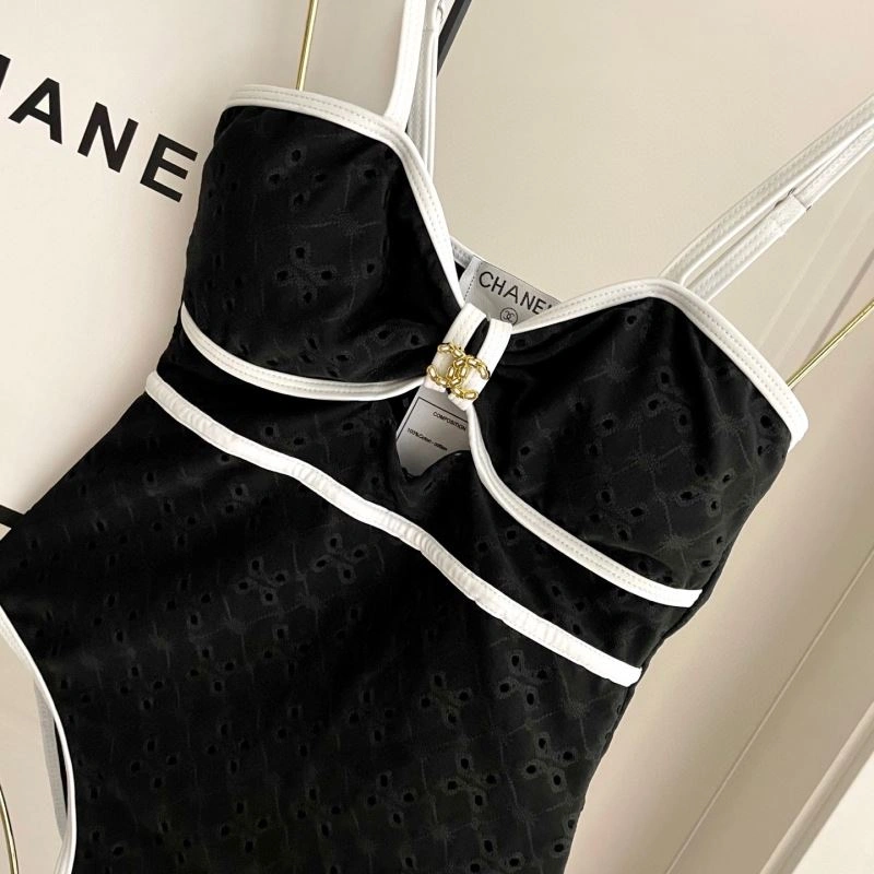 Chanel Bikins Refined 256132