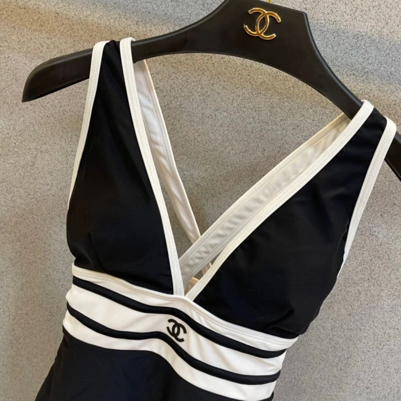 Unisex Chanel Bikins 256137