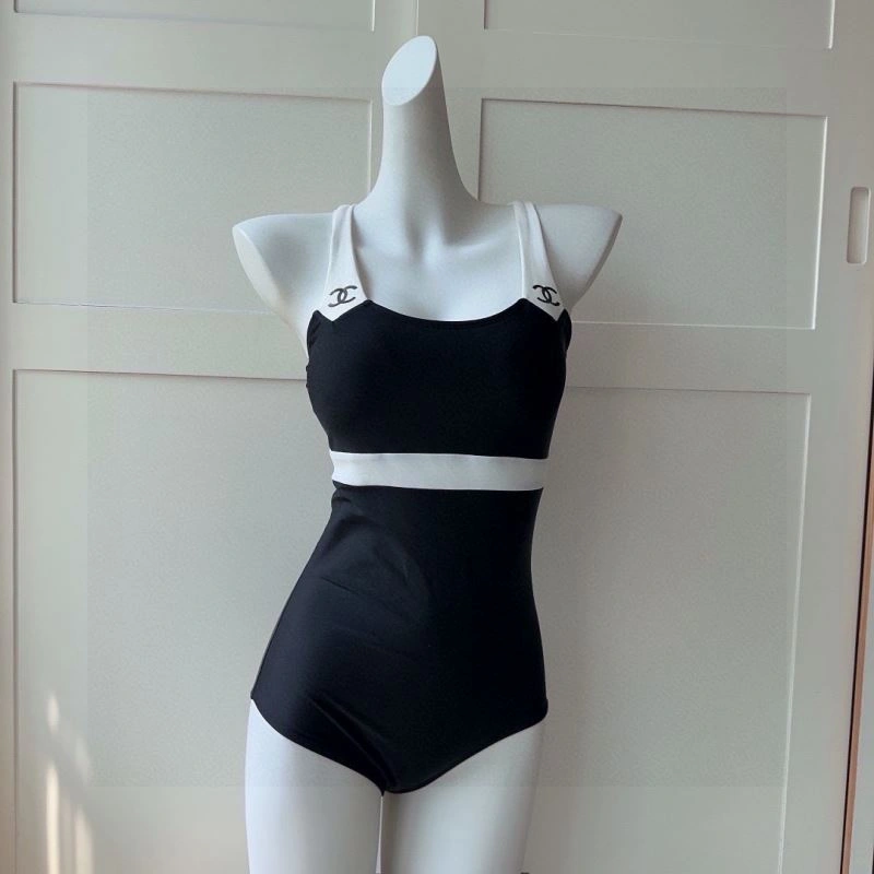 Chanel Bikins Effortless 256134