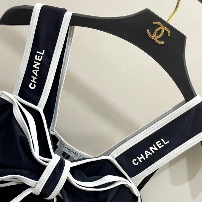 Chanel Bikins FreshLook 255968