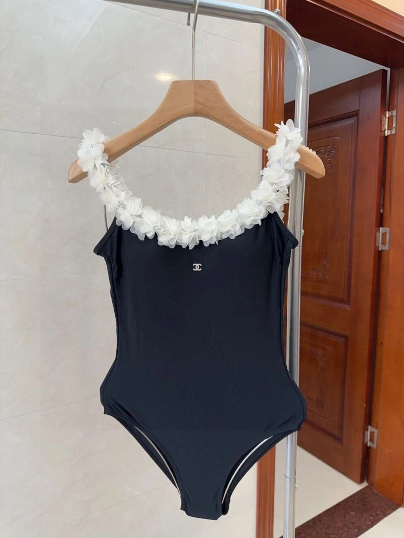 Unisex Chanel Bikins 255960