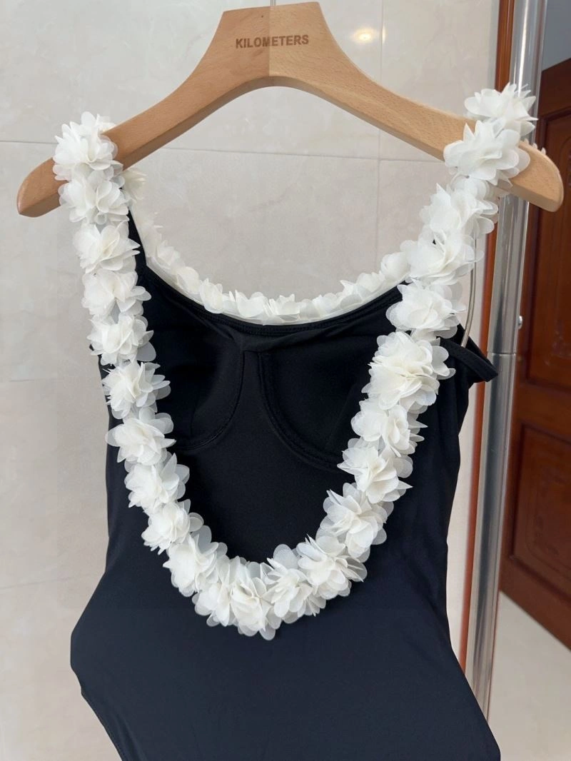Unisex Chanel Bikins 255960
