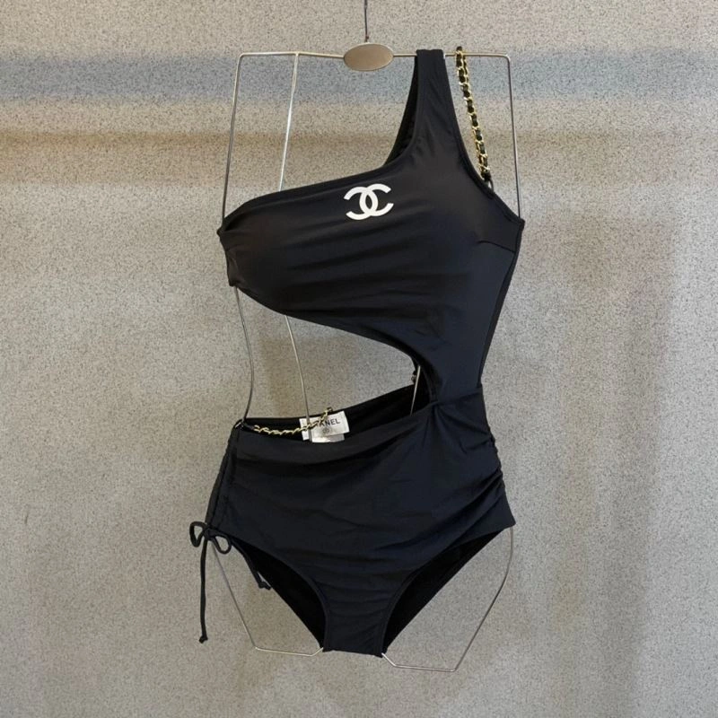 Snug Chanel Bikins 255964
