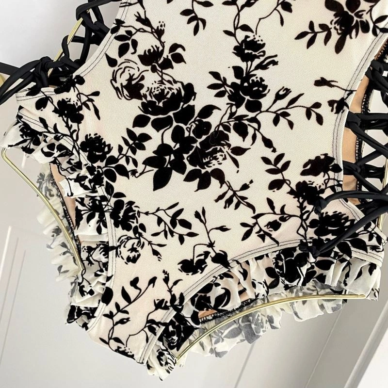 Elegant Chanel Bikins 256428