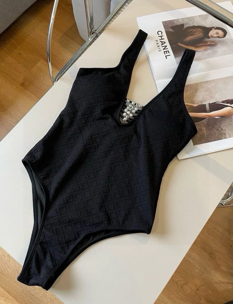 Effortless Chanel Bikins 256369