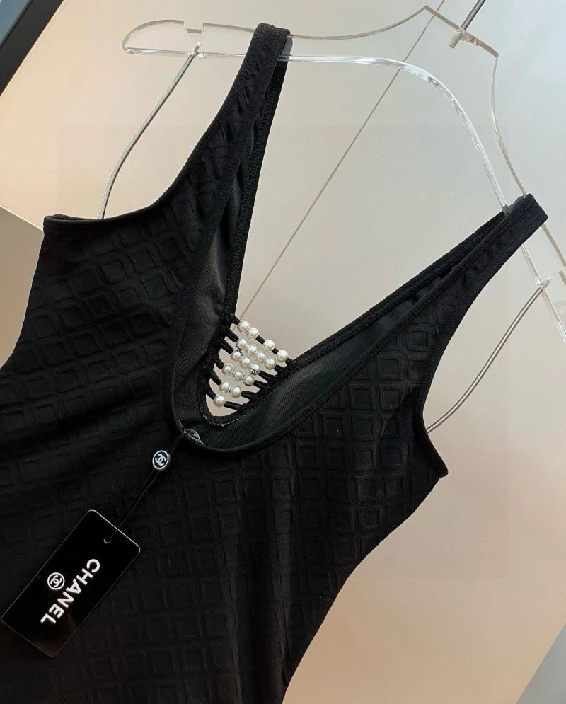 Effortless Chanel Bikins 256369