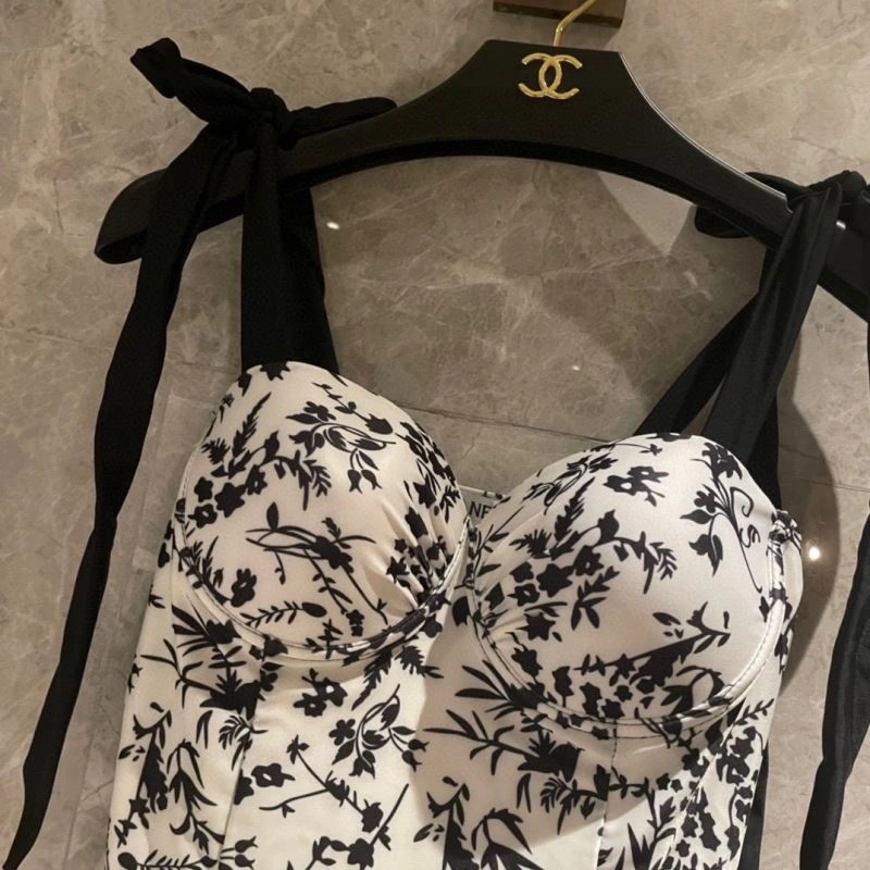 TopPick Chanel Bikins 256391