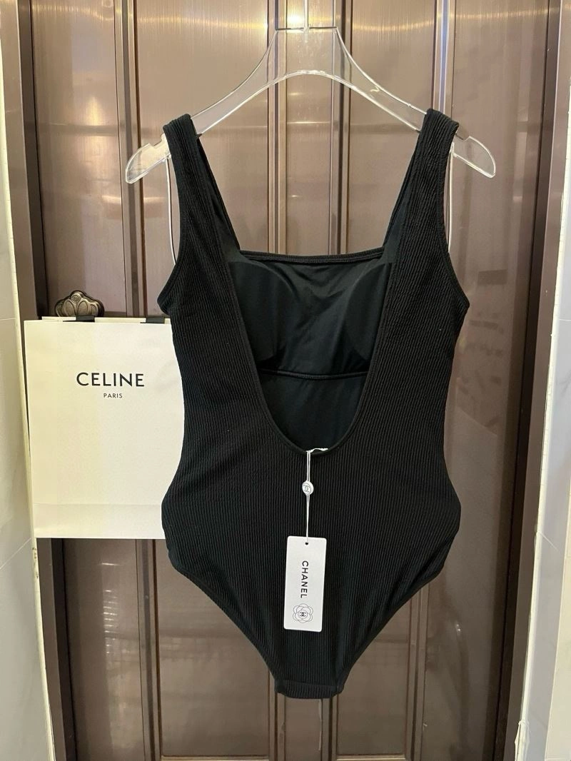 Snug Chanel Bikins 256327