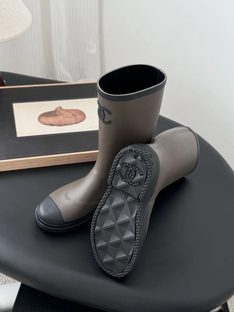 Chanel Boots Versatile 20350