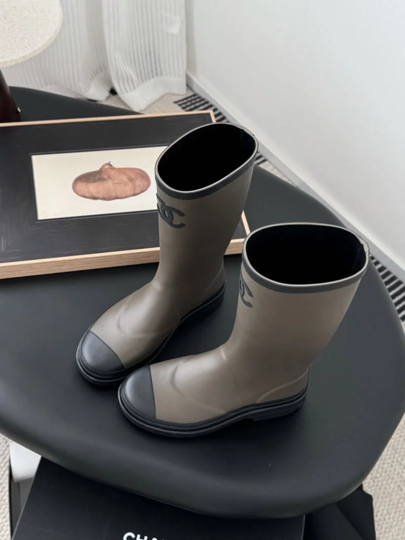 Chanel Boots Versatile 20350