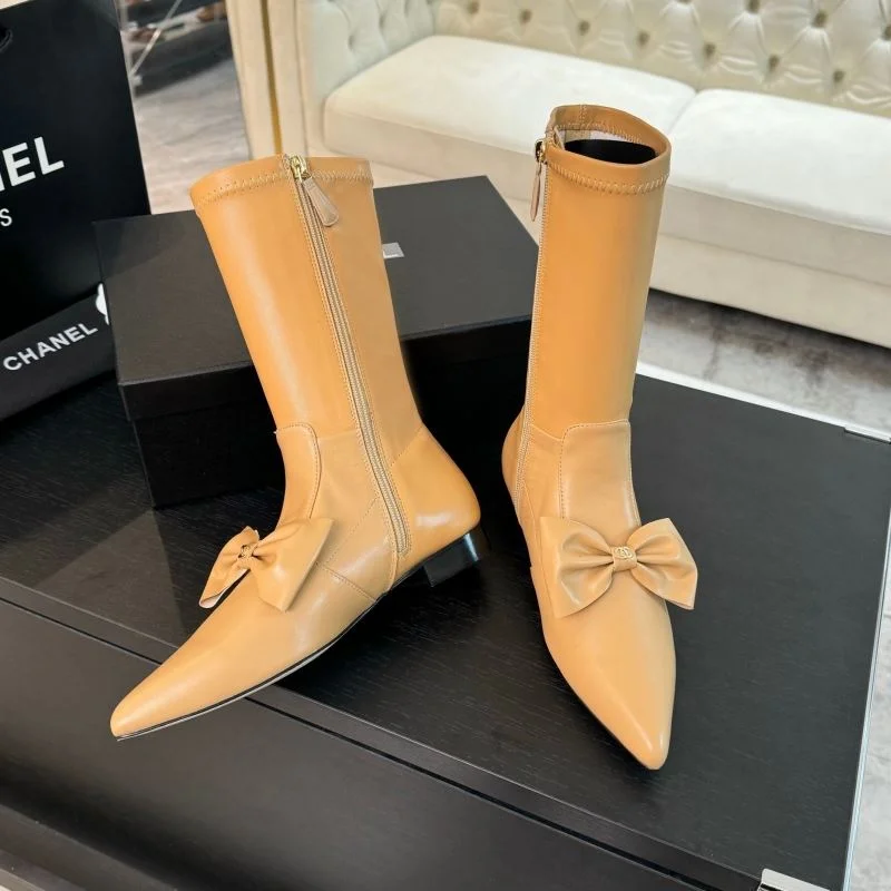RelaxedFit Chanel Boots 18371