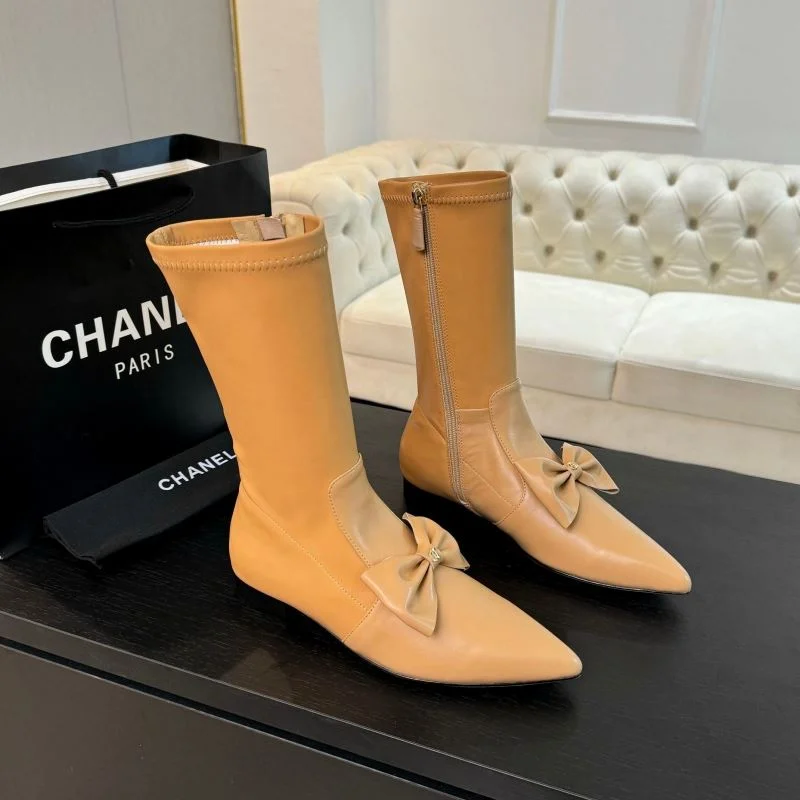 RelaxedFit Chanel Boots 18371