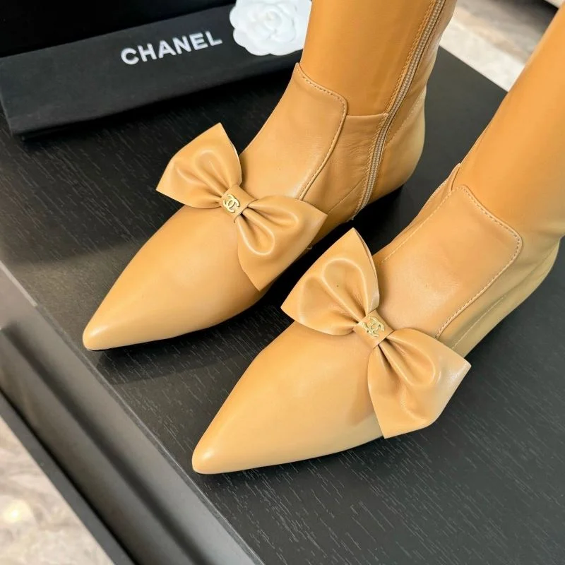 RelaxedFit Chanel Boots 18371