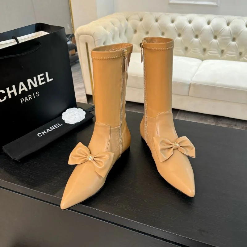 RelaxedFit Chanel Boots 18371