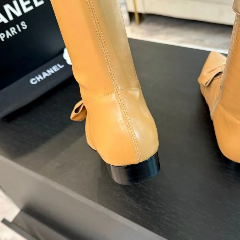 RelaxedFit Chanel Boots 18371