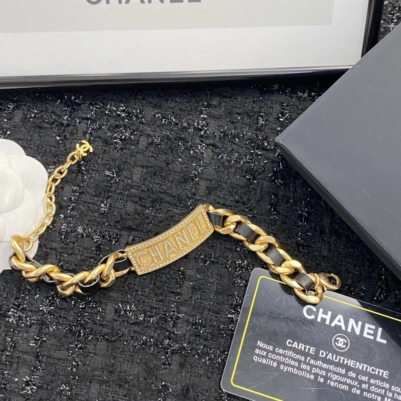 Chanel Bracelets Sleek 231421
