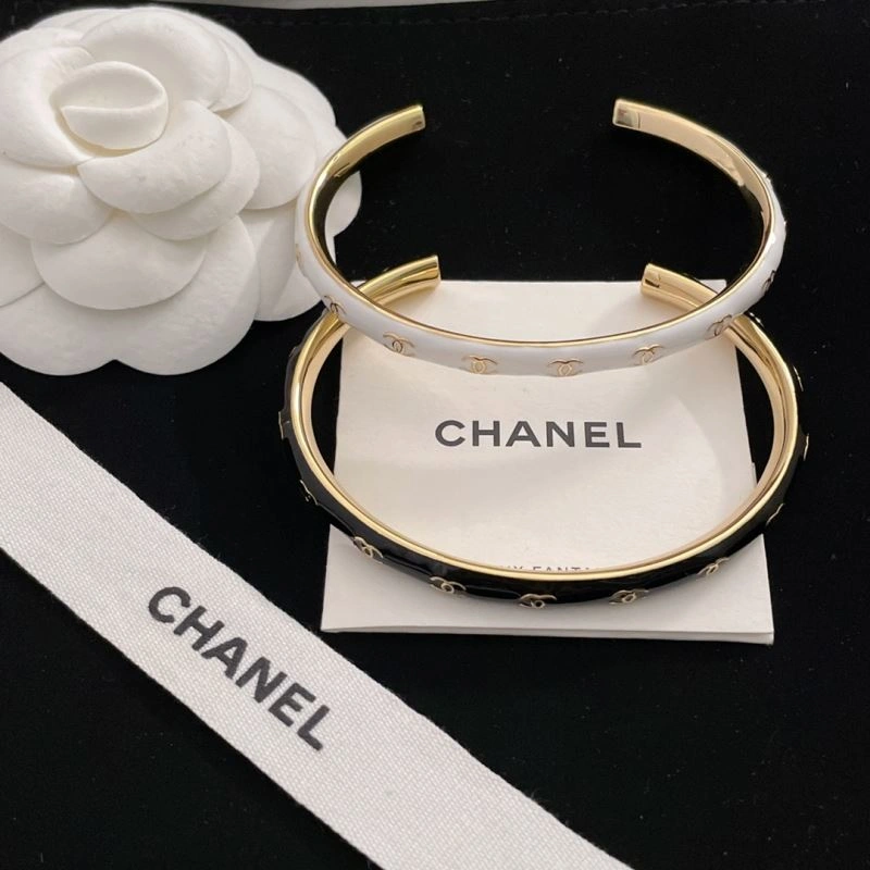 Chanel Bracelets Colorful 231409