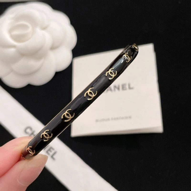 Chanel Bracelets Colorful 231409
