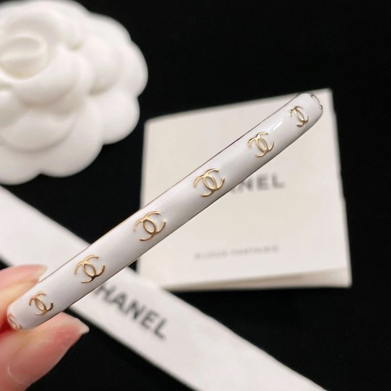 Chanel Bracelets Colorful 231409