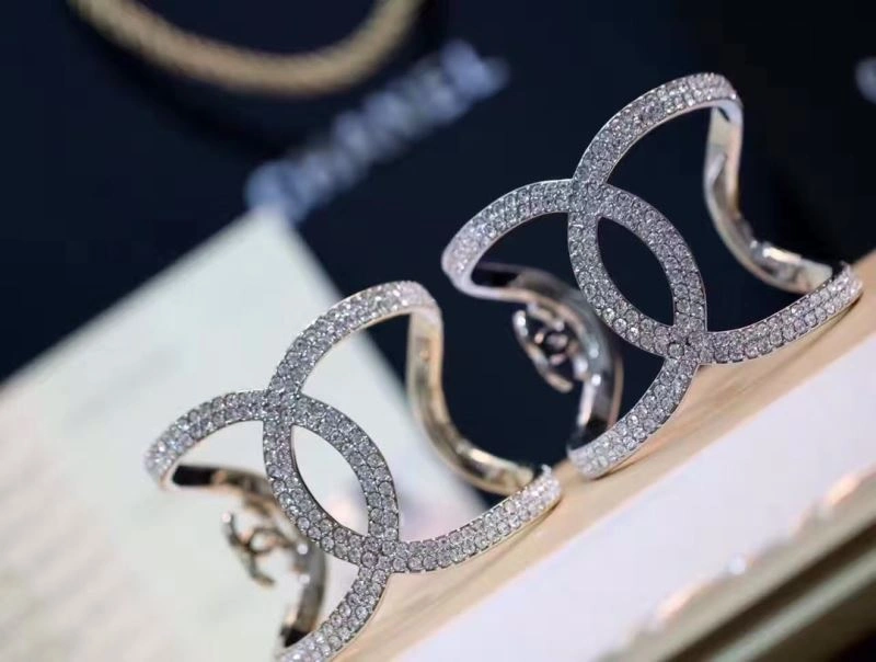 Breathable Chanel Bracelets 231391