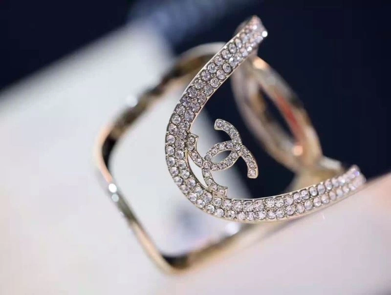 Breathable Chanel Bracelets 231391
