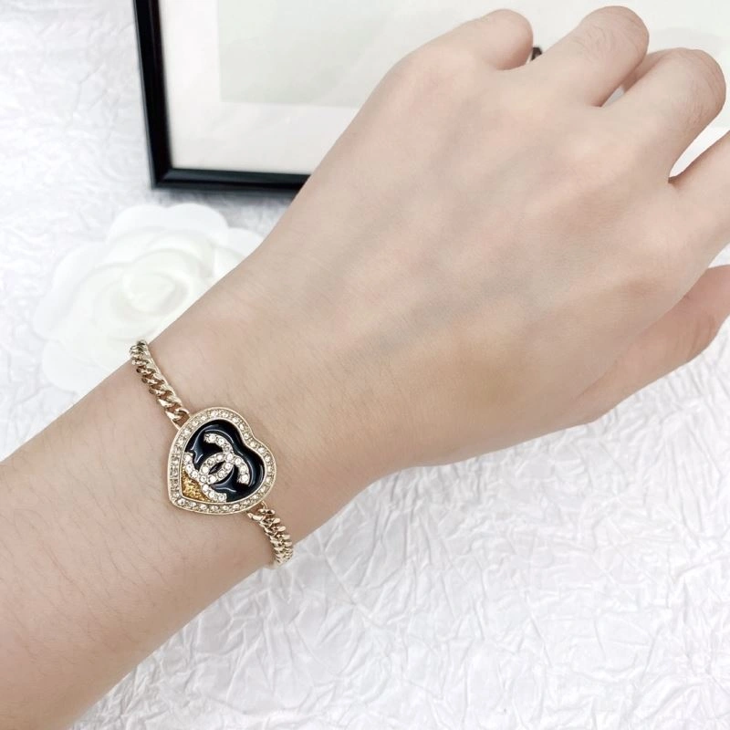 Chanel Bracelets Sophisticated 231407