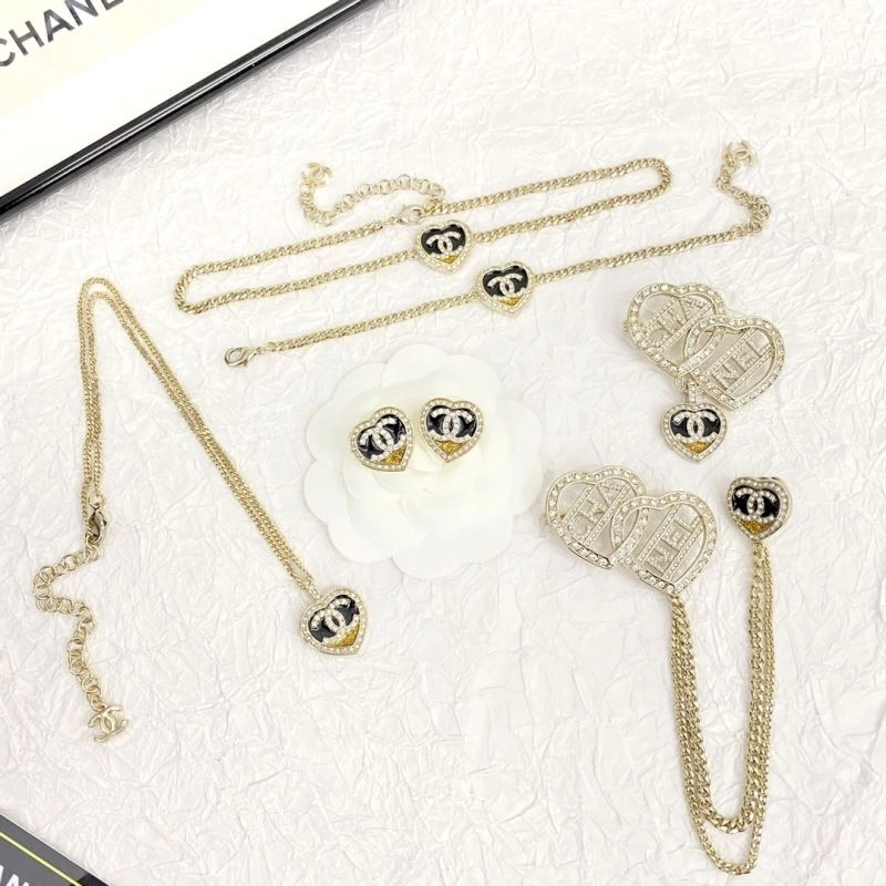 Chanel Bracelets Sophisticated 231407