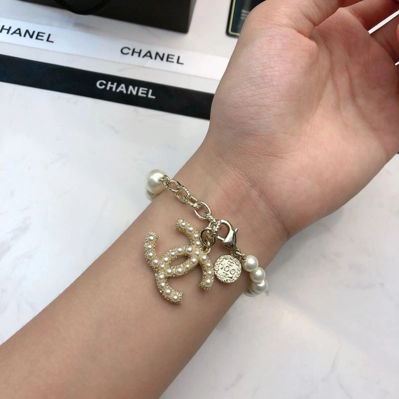 Chanel Bracelets Refined 231393