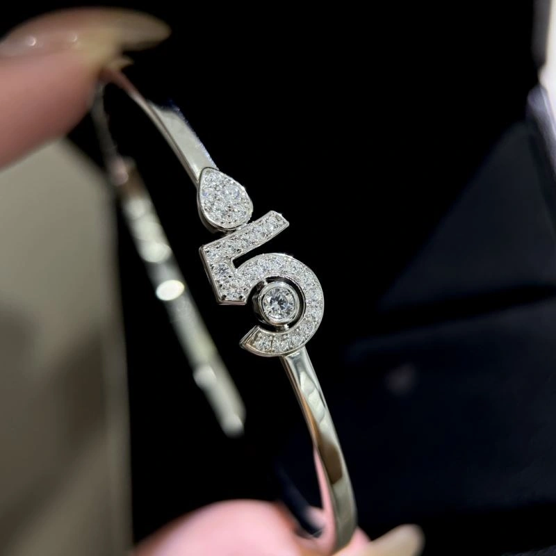 Comfortable Chanel Bracelets 231498