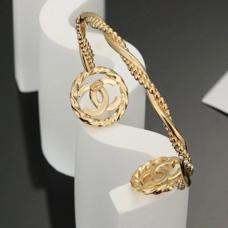 Chanel Bracelets OnTrend 231522