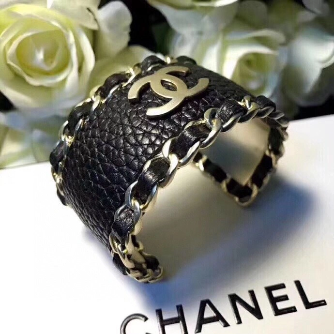 Sporty Chanel Bracelets 231383