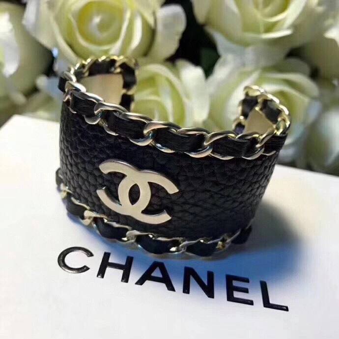 Sporty Chanel Bracelets 231383