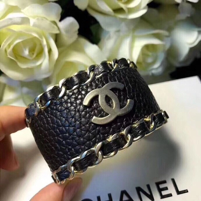 Sporty Chanel Bracelets 231383