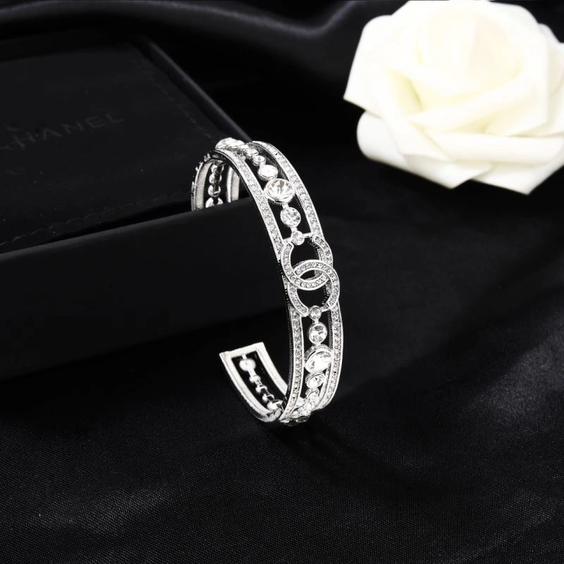 Durable Chanel Bracelets 231379