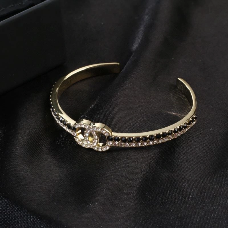 Durable Chanel Bracelets 231394