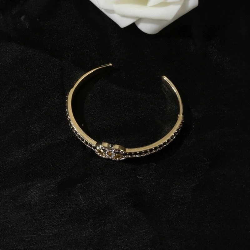 Durable Chanel Bracelets 231394