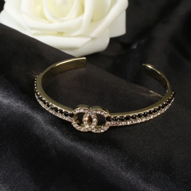 Durable Chanel Bracelets 231394