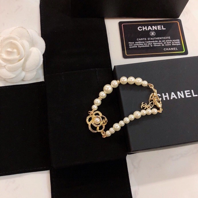 Chanel Bracelets Sustainable 231401