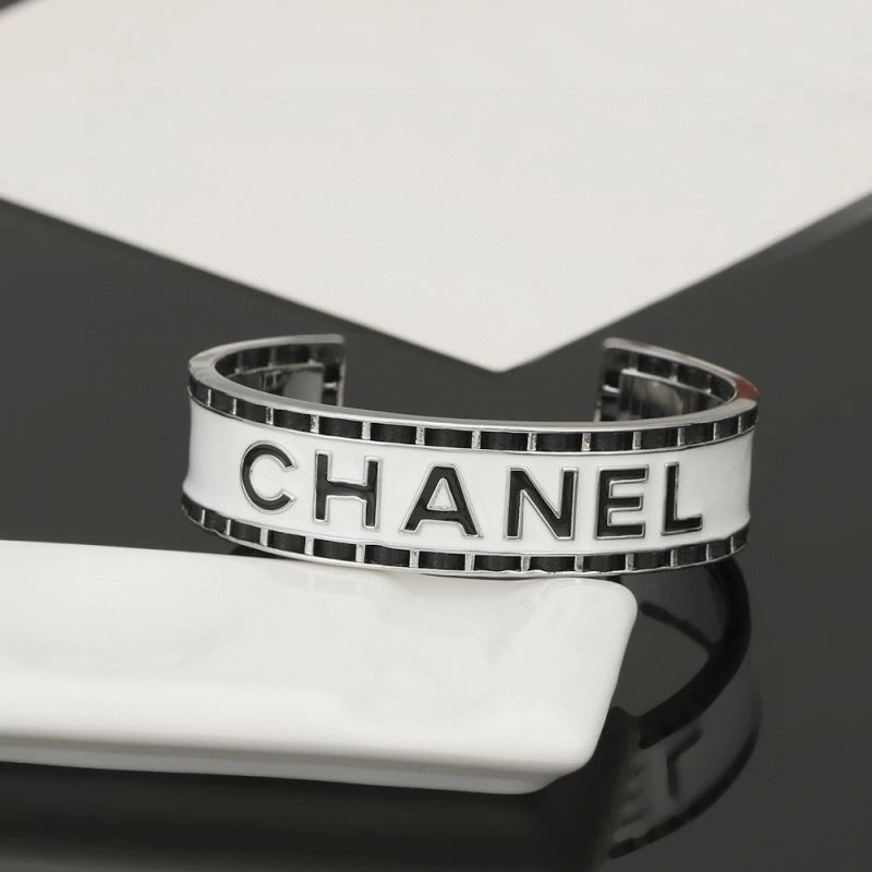 WaterResistant Chanel Bracelets 231374