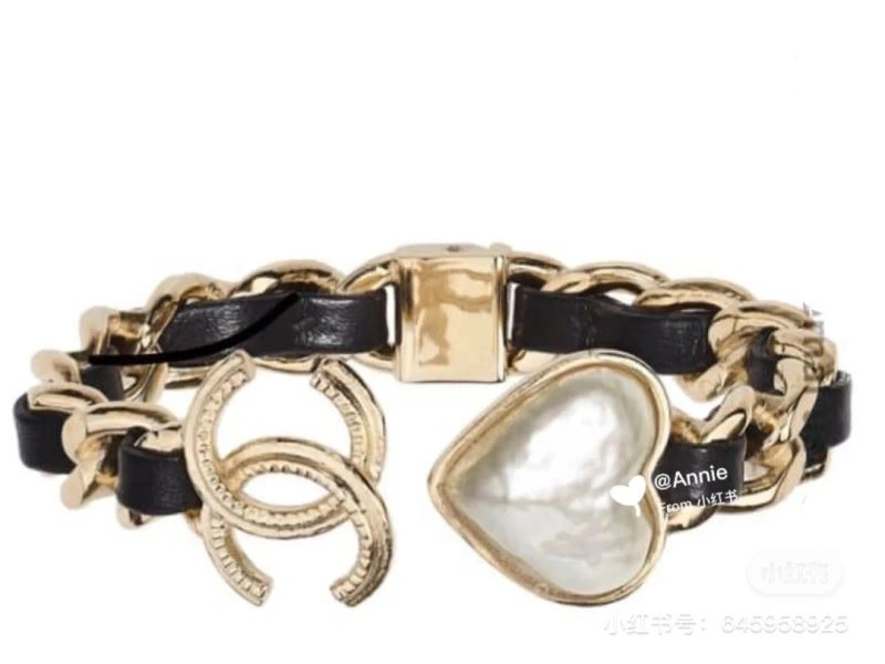 Chanel Bracelets Minimalist 230838