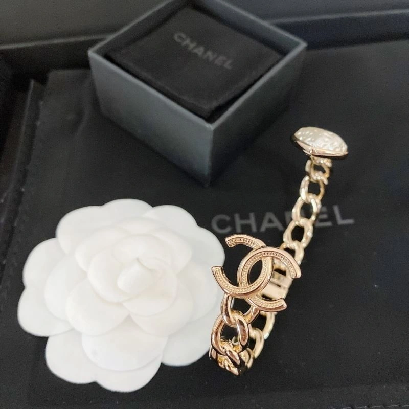 Chanel Bracelets OnTrend 230837