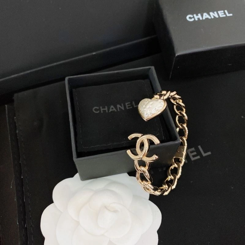 Chanel Bracelets OnTrend 230837