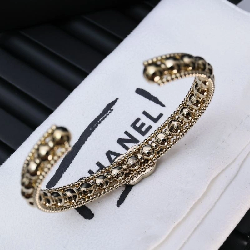 Classic Chanel Bracelets 230841