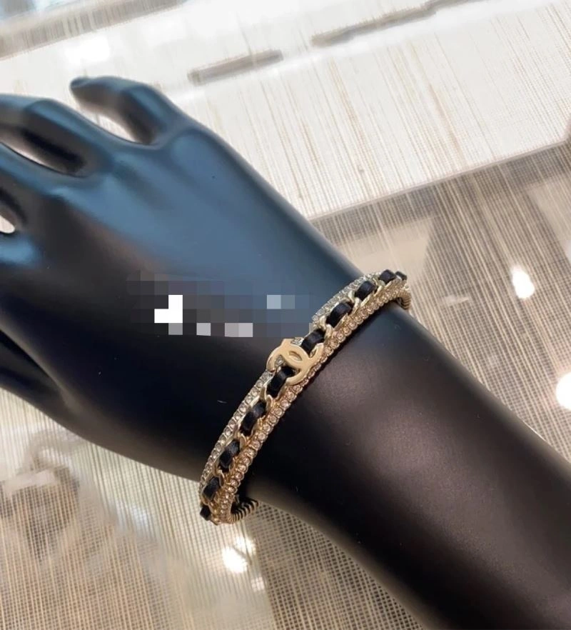 Chanel Bracelets Premium 230821