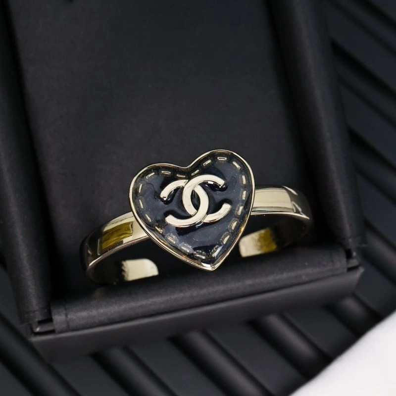Chanel Bracelets Flexible 230868